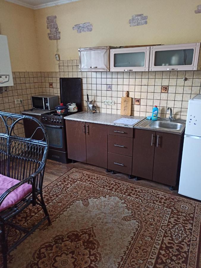 Петропавловская 16 Okhtyrka Exterior foto