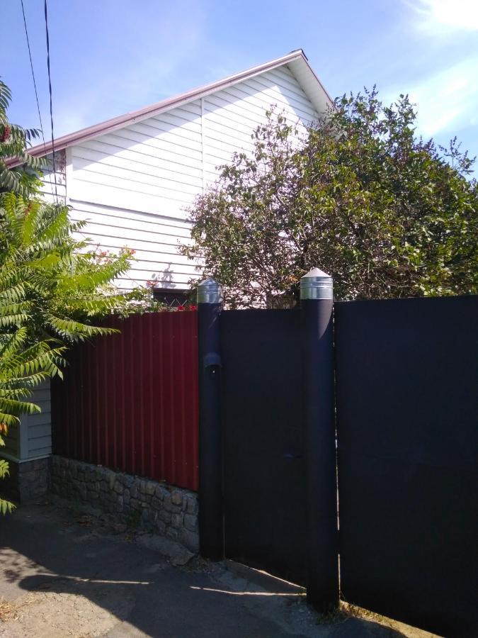 Петропавловская 16 Okhtyrka Exterior foto